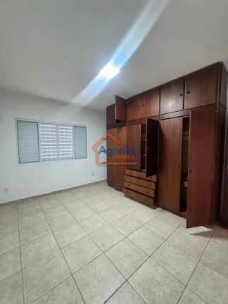 Imagem Casa à venda no bairro VILA PINHEIROS - Mogi Guaçu/SP