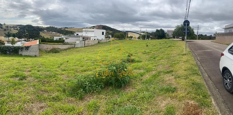Imagem Terreno à Venda Condomínio Monte Carlos