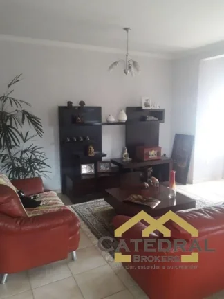 Imagem EXCELENTE CASA NO BAIRRO DO HORTO FLORESTAL