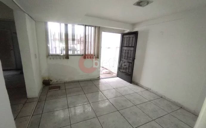 Imagem Prédio e loja a venda com 12 quartos na Vila Nova em Cabo Frio