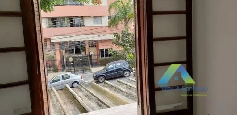 Imagem Sobrado 270 m² 4 Dormitórios - Chácara Inglesa