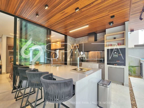 Imagem Magnífica residência totalmente mobiliada, decorada e com elevador à venda em Riviera de São Lourenço