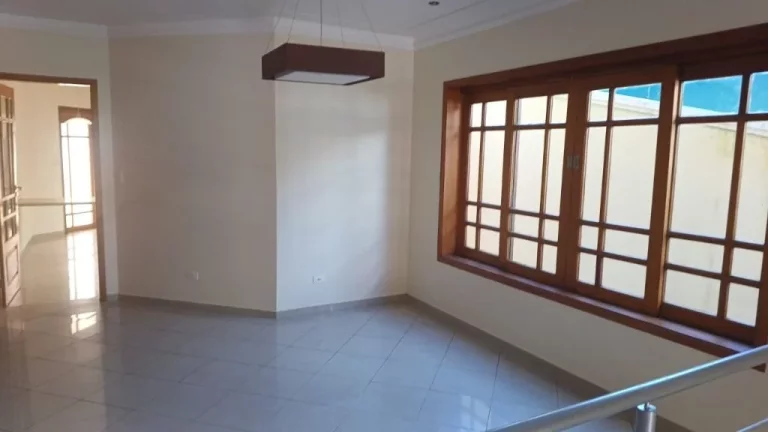 Imagem Sobrado com 4 dormitórios à venda, 335 m² por R$ 2.150.000,00 - Caputera - Arujá/SP