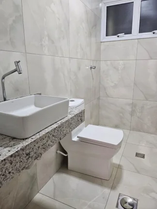 Imagem Apartamento 3 quartos com suite reformado com Armarios
