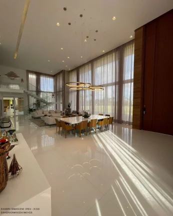 Imagem Casa de Alto Padrão em Condomínio no Portão, Lauro de Freitas-BA: 5 Quartos, 5 Suítes, 3 Salas, 2 Banheiros, 10 Vagas, 1.870m²