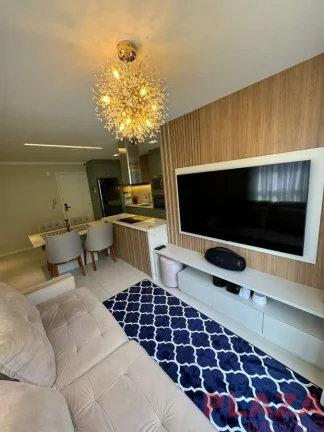 Imagem Apartamento Finamente Mobiliado – 3 Dormitórios | 2 Vagas | Vista para o Cristo Luz | Bairro Nações – Balneário Camboriú