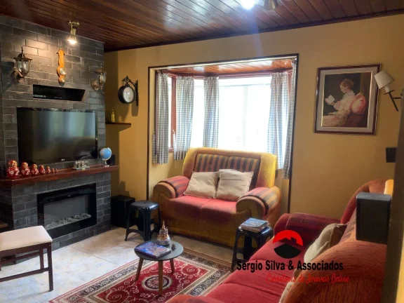 Imagem Casa a Venda no Bairro Serra Azul em Campos do Jordão-SP.