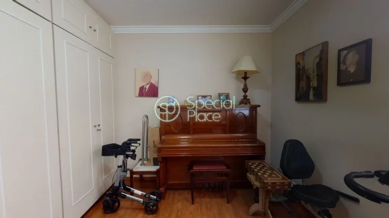 Imagem Apartamento em rua muito procurada no Jardim Paulista! Localização ímpar em via tranquila e arbor...