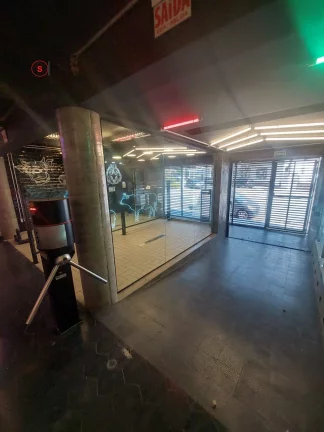 Imagem IMOVEL COMERCIAL A VENDA NA MOOCA, IMPECÁVEL, COM 750 METROS. ANTIGA BOUTIQUE DE CARNES, PREPARADO PARA COMÉRCIO E MANIPULAÇÃO DE CARNES EM GERAL.