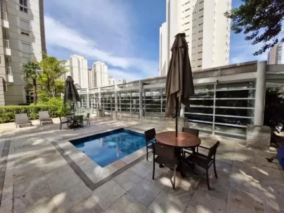Imagem Aluguel de Apartamento em Moema, São Paulo - 4 quartos, 2 suítes, varanda gourmet, 4 banheiros, 3 vagas de garagem, 181m².