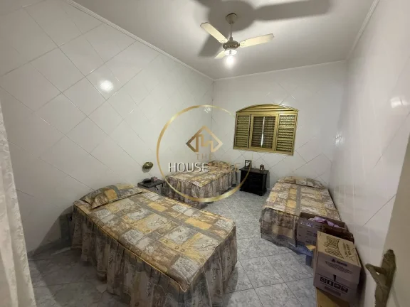 Imagem Casa Térrea 2 dormitórios com Edícula, Golfinho, Caraguatatuba.