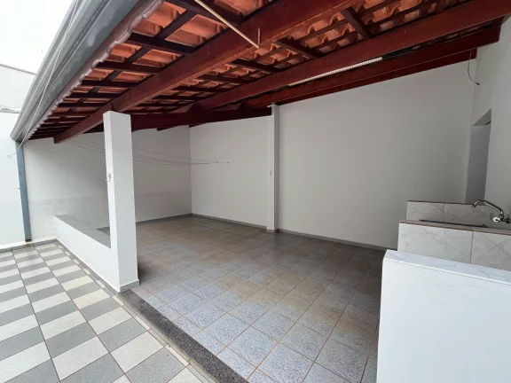 Imagem Descubra Seu Novo Lar no Coração do Jardim Santa Emília - Uma Joia Rara Espera por Você!