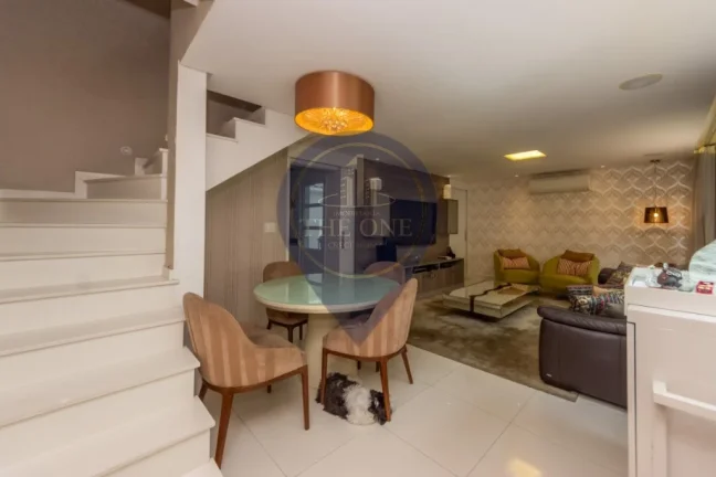 Imagem Casa em Condomínio à Venda na Vila Santa Catarina, São Paulo-SP: 3 Quartos, 1 Suíte, 2 Salas, 3 Banheiros, 3 Vagas de Garagem - 107m².