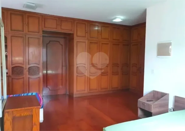 Imagem Casa à venda com 4 quartos, sendo 4 suítes, em Butantã, São Paulo - SP