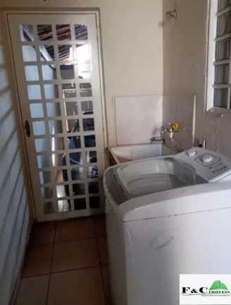 Imagem Casa para Venda em Limeira, Jardim Residencial Graminha II, 3 dormitórios, 1 suíte, 2 banheiros, 2 vagas
