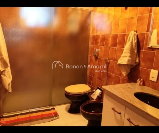 Imagem Apartamento à venda, próximo à Lagoa do Taquaral e ao supermercado Dalben, com fácil acesso a di...