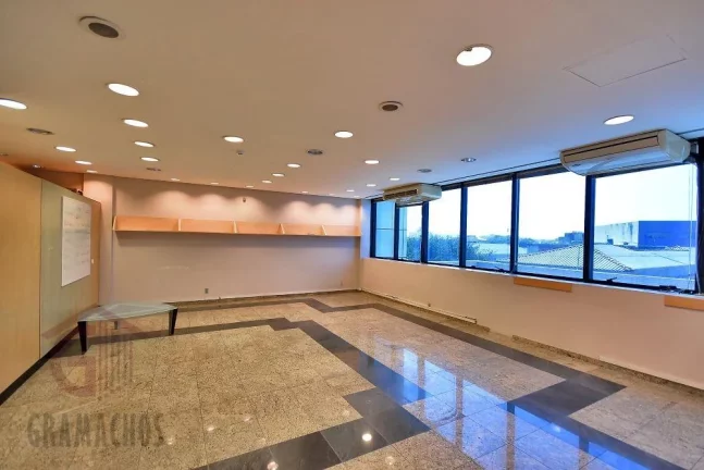 Imagem Locação Prédio Comercial Av. Tiradentes - Infraestrutura Completa