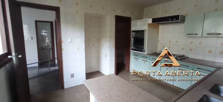 Imagem CASA DUPLEX COM 6 QUARTOS E ELEVADOR - B SANTA HELENA - COD 270