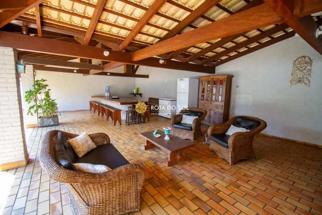 Imagem Casa frente mar à venda na praia de Bombinhas SC