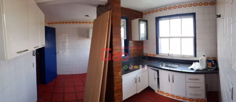Imagem Casa com 5 dormitórios, sendo para locação 3 quartos, 300 m² - venda por R$ 950.000 ou aluguel por R$ 2.700/mês - Palmeiras - Cabo Frio/RJ