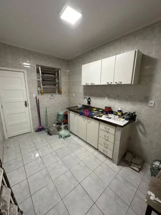 Imagem Apartamento Térreo de 2 dormitórios no Macuco – Santos