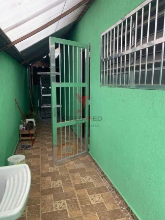 Imagem Vendemos casa de 5 Quartos , 2 Vagas de Garagem,, Quintal,próximo ao metrô em interlagos