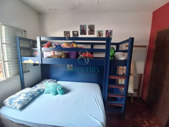 Imagem Excelente Casa à Venda no Coliseu em Londrina - 3 dormitórios - 2 suítes - Edícula com churrasqueira - R$920.000,00