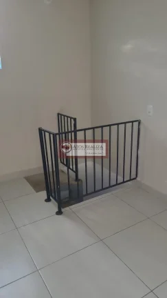 Imagem Casa para alugar na Cidade Dutra, SP: 1 dormitório, sala, cozinha e 1 banheiro. Ótima localização por R$1600/mês!