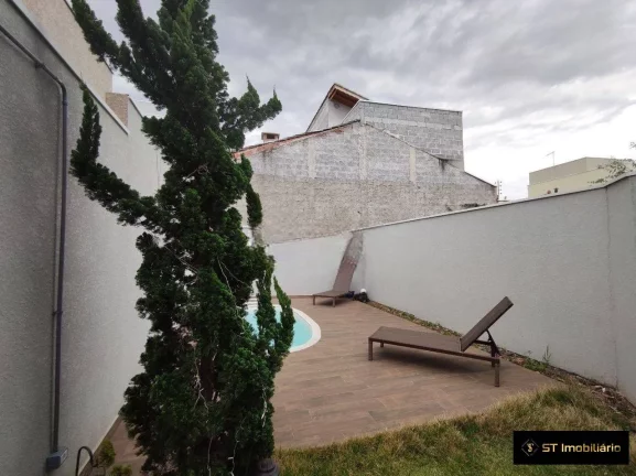 Imagem Belo Sobrado à venda em Atibaia - Jd do Lago - 162,00 m² por R$640.000!