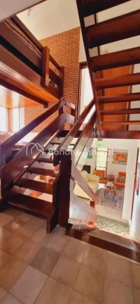 Imagem Lindo sobrado em condomínio fechado - San Conrado, Sousas

Com 700m² de terreno e 198,18m² de con...