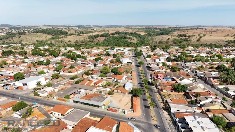 Imagem TERRENO COMERCIAL DE ESQUINA NO ITAIPU - GOIÂNIA