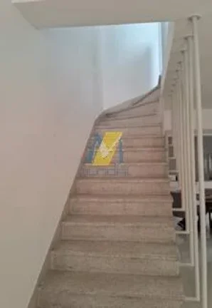 Imagem Sobrado com 3 Dormitórios, Suíte e 2 Vagas - Excelente Oportunidade