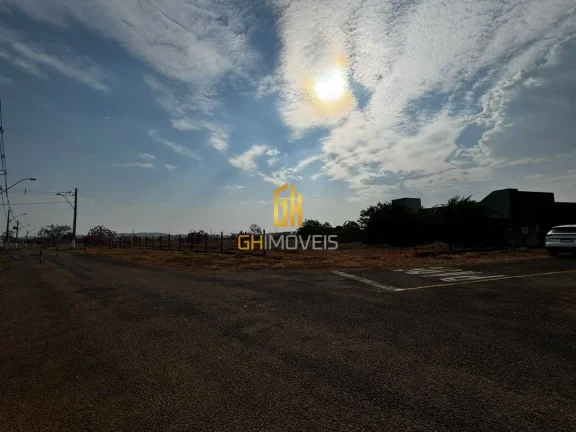 Imagem TE0092

Terreno á venda em Guapó-GO- Área total de 2.194,71m;

- Um lote de terreno urbano no LOT...