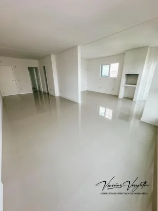 Imagem Apartamento 4 ou + dormitórios para Venda em Balneário Camboriú / SC no bairro Pioneiros