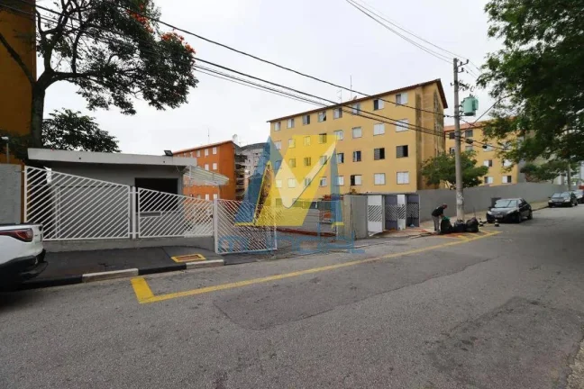 Imagem More com segurança e lazer no Condomínio Betanias em Santo André.