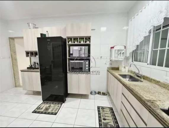 Imagem Maravilhoso Sobrado à Venda no Boqueirão, Praia Grande - 3 Quartos e Piscina
