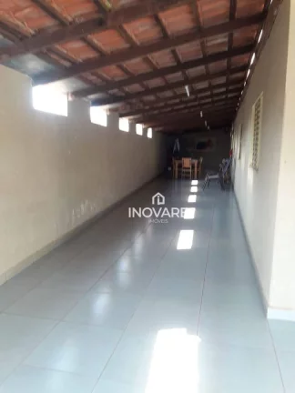 Imagem Casa com 3 dormitórios à venda, 200 m² por R$ 480.000 - Ferreira da Costa - Itumbiara/GO
