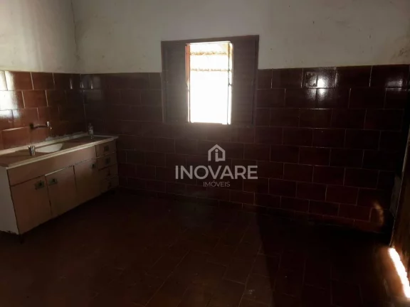 Imagem Casa com 3 dormitórios à venda, 90 m² por R$ 160.000,00 - Jardim Leonora - Itumbiara/GO