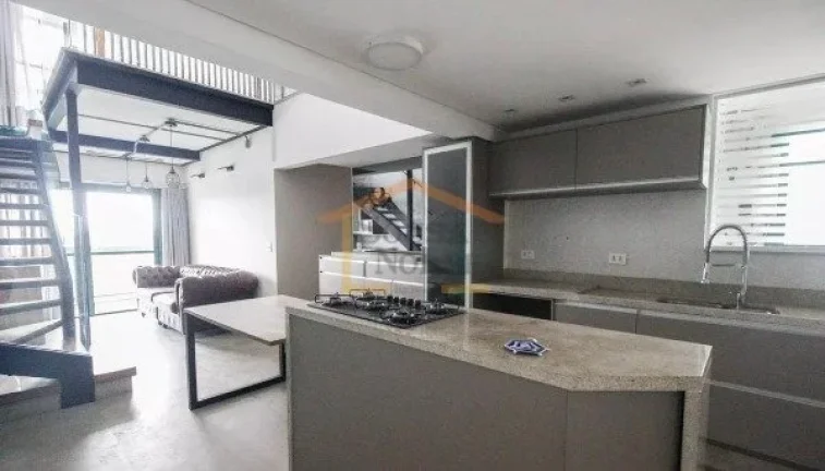 Imagem Cobertura 150m², 2 pavimentos, 3 dormitórios, 3 banheiros, armários planejados, sala de estar, sa...