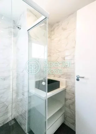 Imagem Excelente apartamento em andar alto com vista incrível , 100% REFORMADO com projeto de renomado esc...