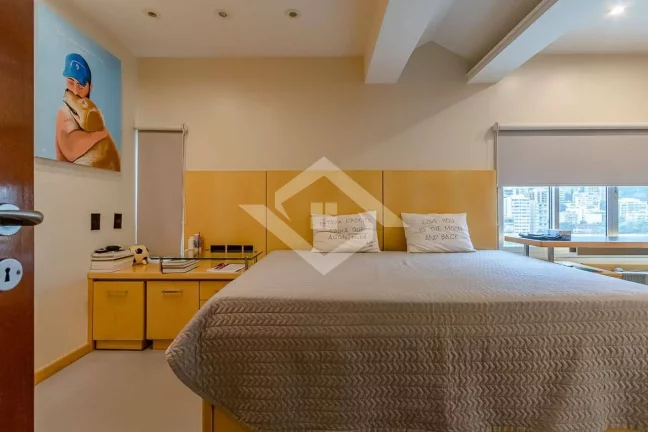 Imagem Cobertura Duplex de Alto Padrão com 5 suítes – Vista Lindíssima da Lagoa