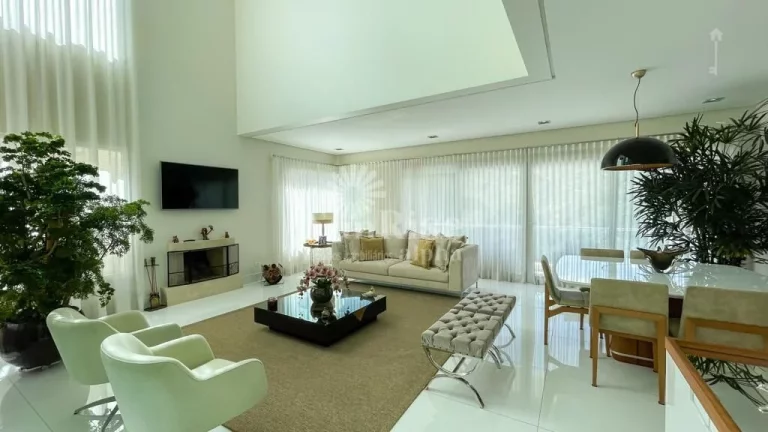 Imagem Casa à Venda no Gênesis 2 | 439 m² AC - 556 m² Terreno - 5 suítes | R$5.268.000 - Santana de Parnaíba/SP