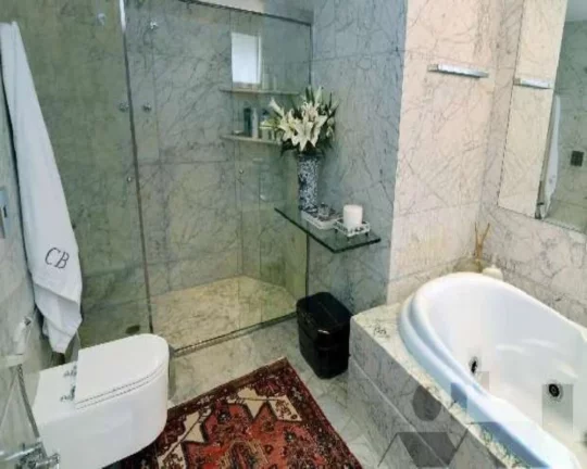 Imagem Apartamento duplex reformado, pronto para morar c/ acabamento impecável e armários sob medida em m...