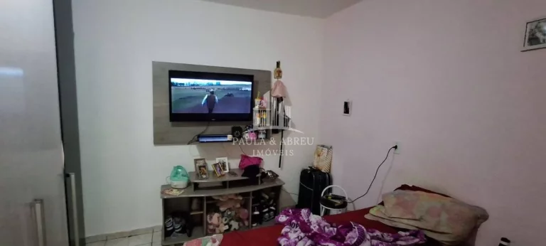 Imagem Sobrado com 3 Casas, 2 Dormitórios, 1 banheiro, terraço, Área de lazer grande, 1 vaga, escritura, no Alto da Boa Vista, Mauá-SP