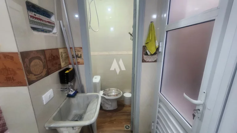 Imagem Apartamento em Embaré,Terreo, 2 dormitorios, totalmente reformado Santos/SP