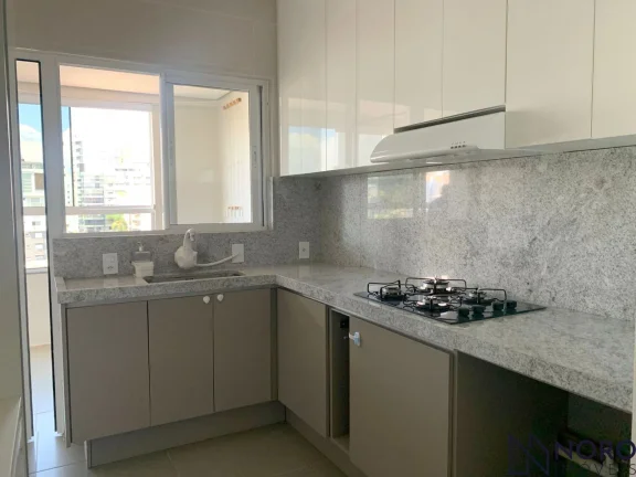 Imagem Apartamento 3 dormitórios com suíte e sacada na Av. Presidente Vargas