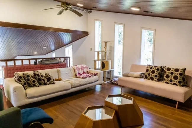 Imagem Incrível casa de alto padrão em um condomínio fechado com localização privilegiada na serra.