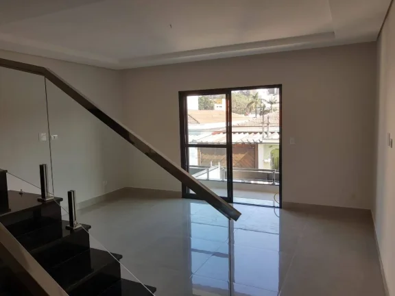 Imagem Sobrado Novo 194 m² 3 Dormitórios sendo 3 Suítes Estuda Permuta