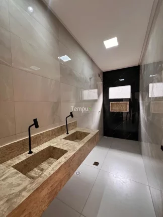 Imagem Casa Alto Padrão, 3 suítes plenas, piscina e gourmet, em Setor Faiçalville, Goiânia/GO