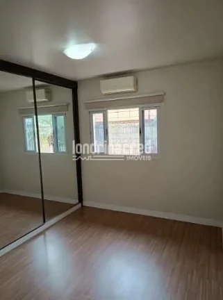 Imagem Casa à Venda em Cambé com 3 Quartos, Terreno de 300 m², 145 m² de Área Construída e 2 Vagas de Garagem